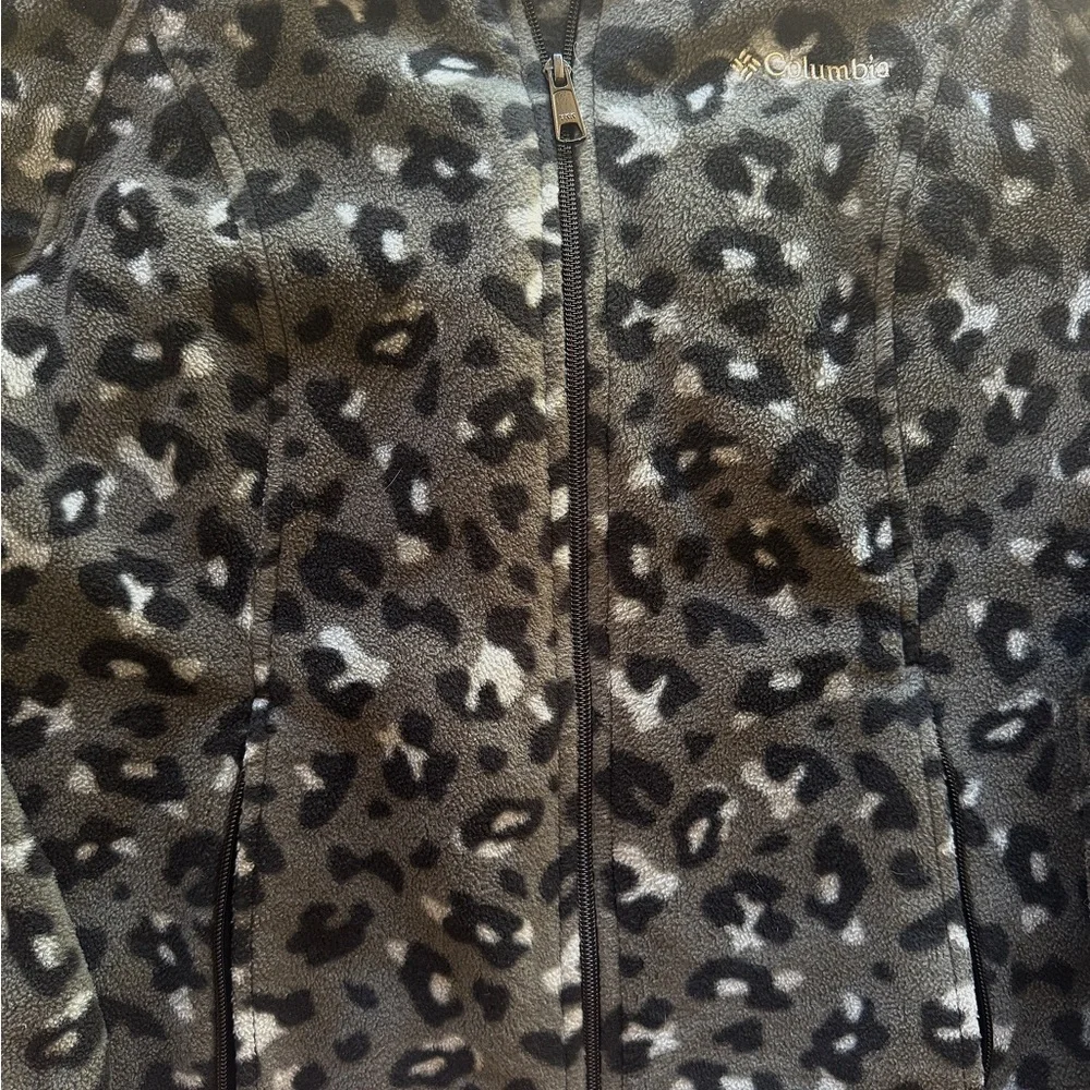 Columbia Fleece Leopard Print Jacket Size Medium - Picture 5 of 6